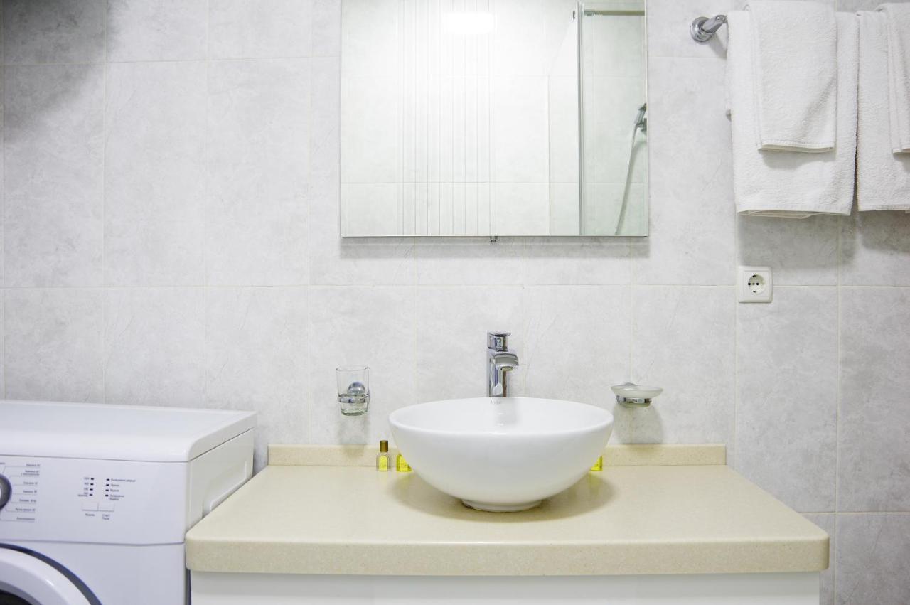 Chiernomorskie Apartamenty Odesa Exterior foto